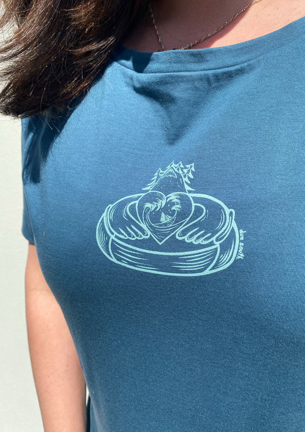Nature Claddagh (womens fit) - 100% organic cotton t-shirt